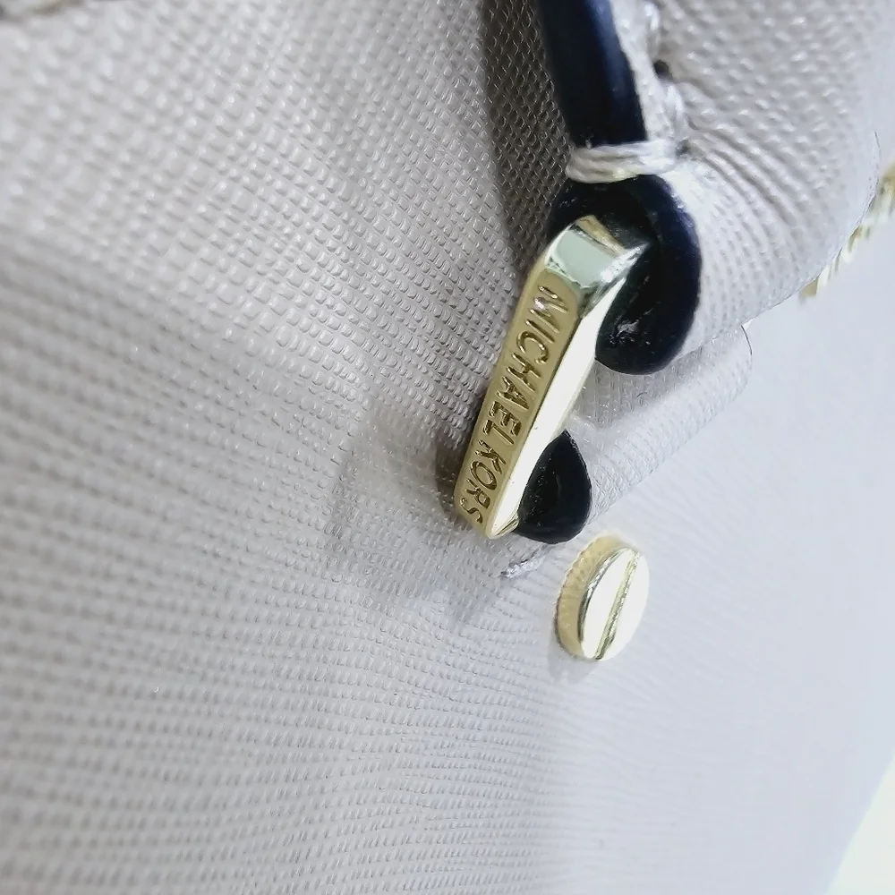 Michael Kors Selma medium saffiano